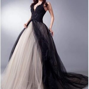 Formal Ball Gown Belle Tulle Black and Tan size 6-8